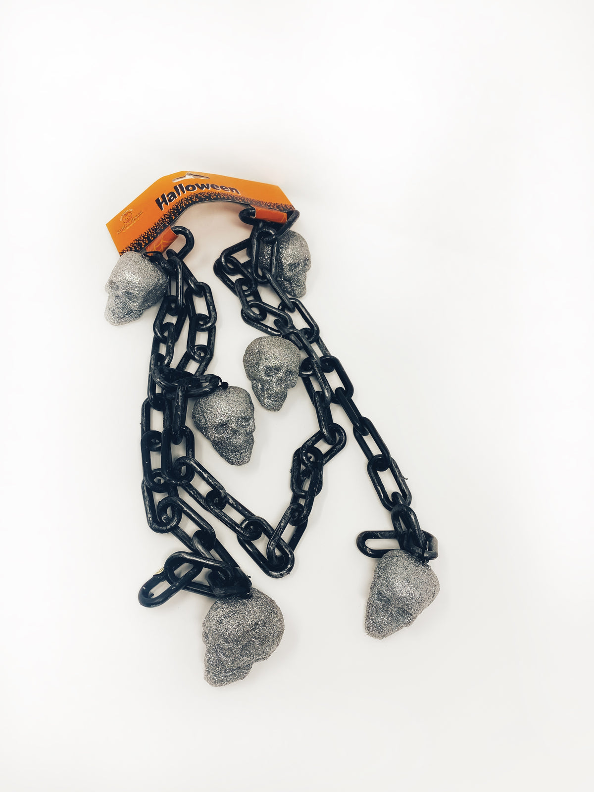 Halloween Chain with skeletons